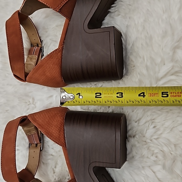 Wonderly Emilia Platform Sandals Burnt Orange Size 6 NWB - Picture 4 of 16